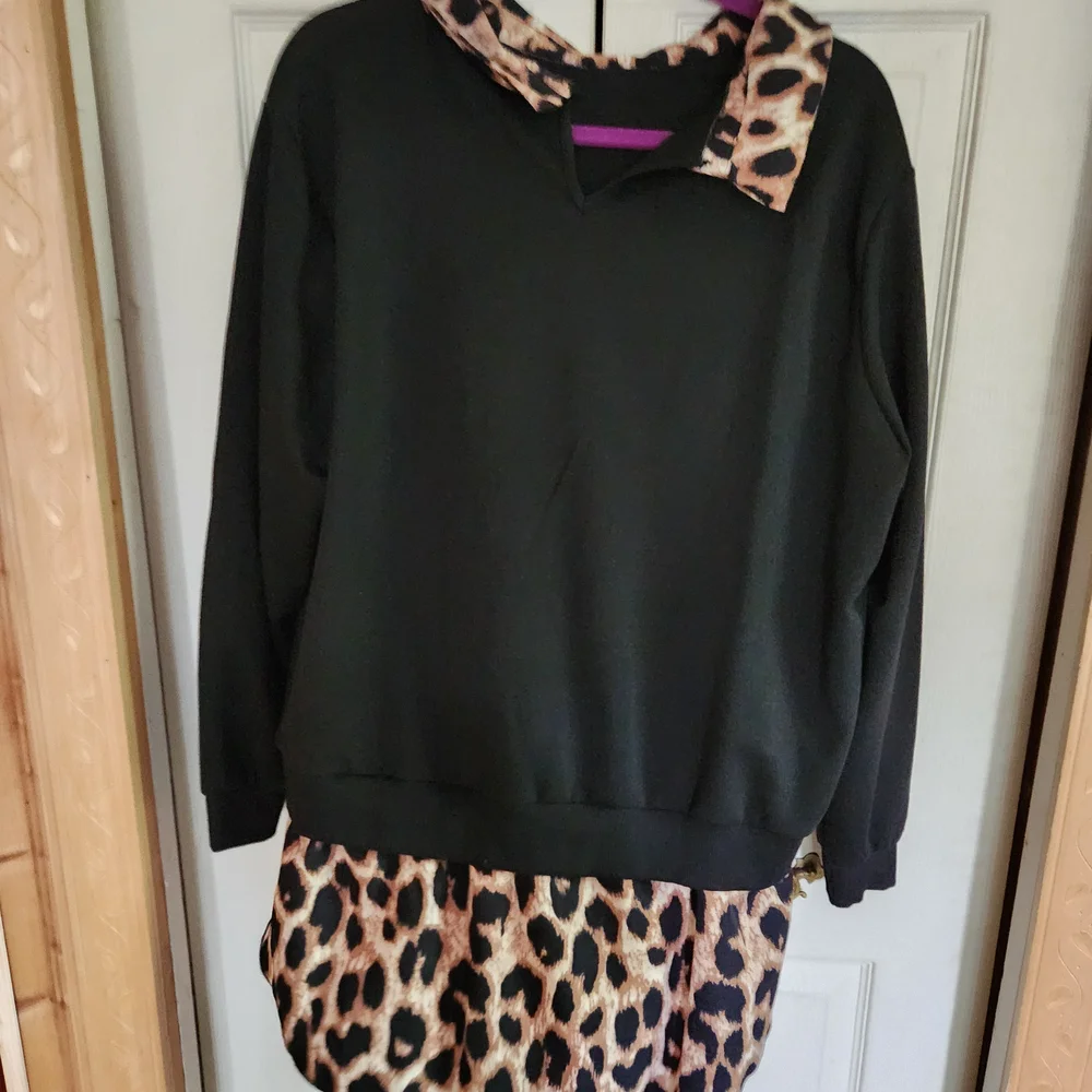 Leopard Print Layered Black Top - Picture 5 of 9